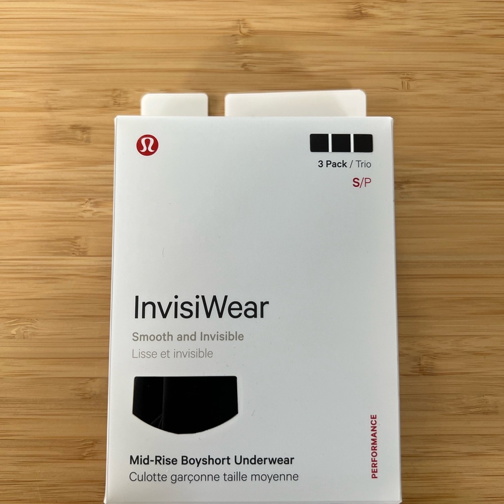 Lululemon Black Mid-Rise Boyshort Underwear 2 pair Small